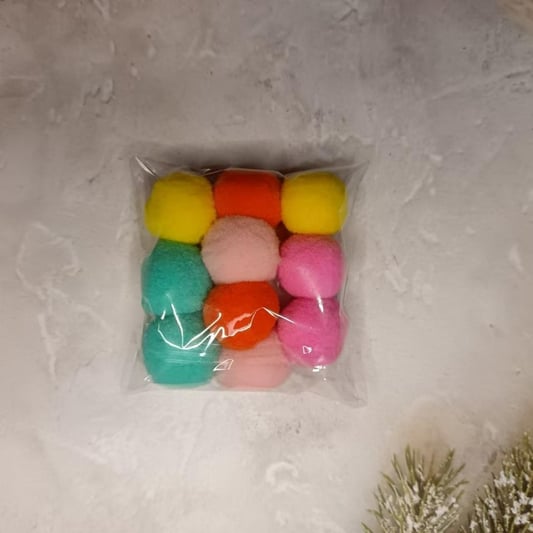 Cat Ball Launcher Toy with Soft Balls