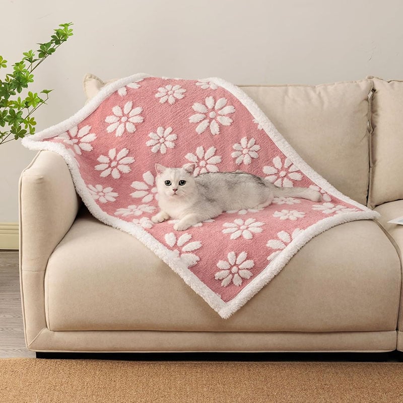 Sherpa Lined Waterproof Kennel Blanket