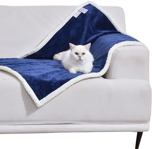 All-Season Flannel Waterproof Pet Mat